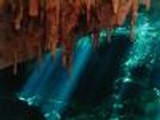 Light beam in Cenote Dos Ojos